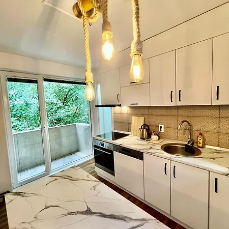 Spacious Two-bedroom With Free Parking * Σαράγεβο